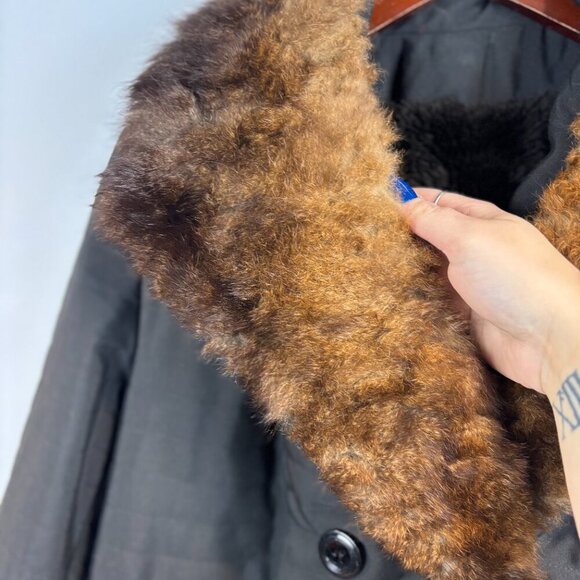 Vintage Sears Fashion Coat with Real Fur Collar and Union Label - Picture 2 of 10